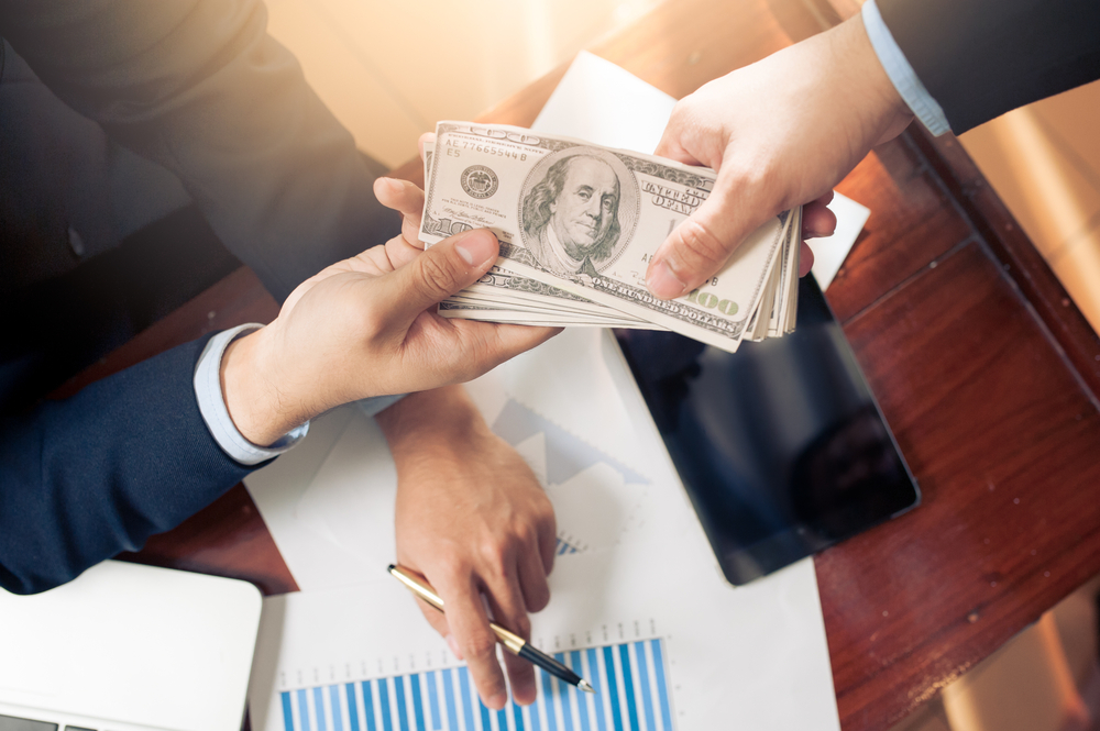 How to make a living with long-term sports betting?